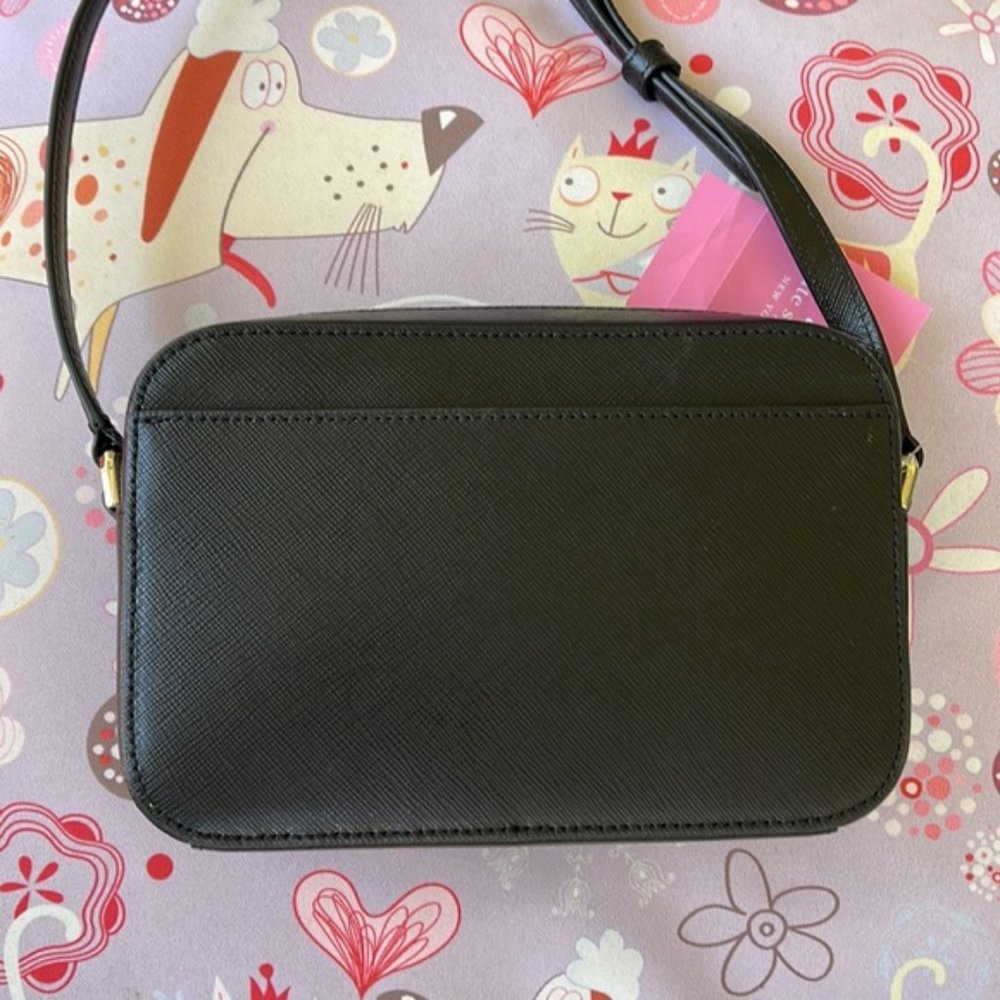 Kate Spade Madison Mini Camera Bag
COLOR:
Black 
NWT - Picture 13 of 16